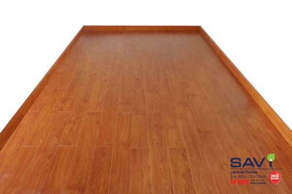 sàn gỗ trong nhà savi 8034