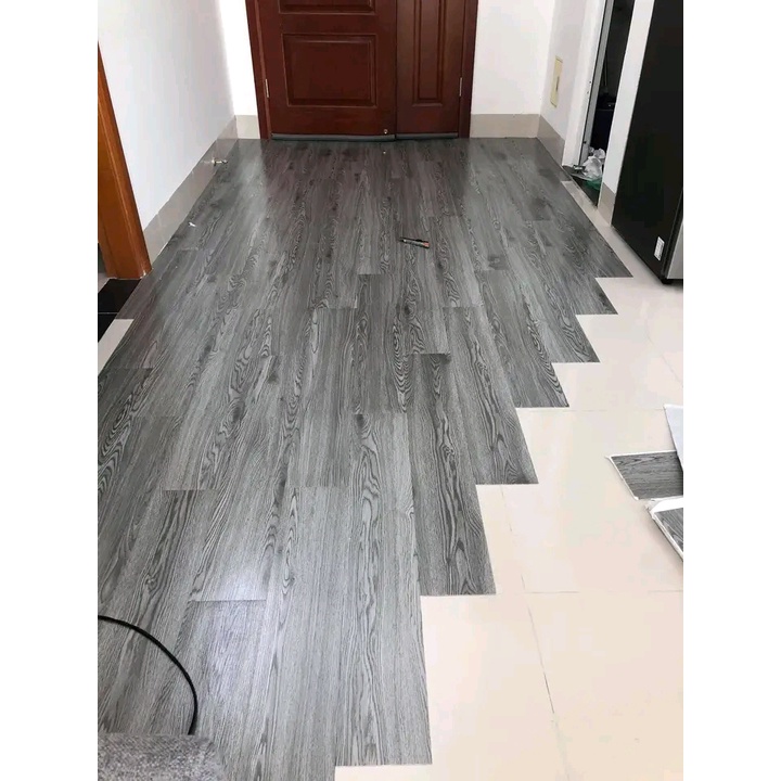Sàn Nhựa Giả Gỗ Keo Sẵn Kích Thước 91.5x15,4cm Sàn Nhựa Giả Gỗ Keo Sẵn Kích Thước 91.5x15,4cm