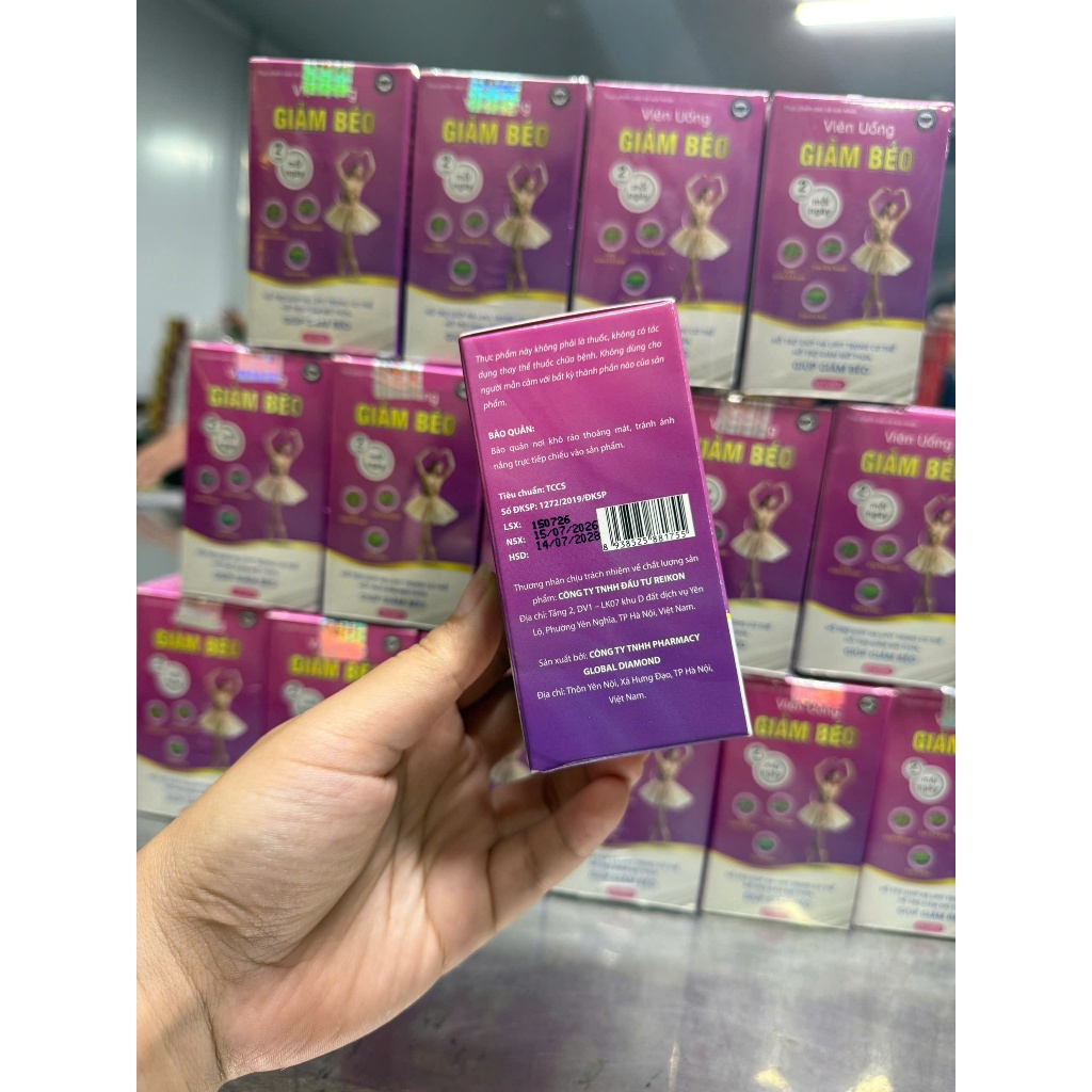 Giảm Cân Cao Trà Xanh Viên Uống Giảm Mỡ Bụng An Toàn không phải là thuốc giảm cân Hộp 30 Viên Giảm Cân Cao Trà Xanh Viên Uống Giảm Mỡ Bụng An Toàn không phải là thuốc giảm cân Hộp 30 Viên