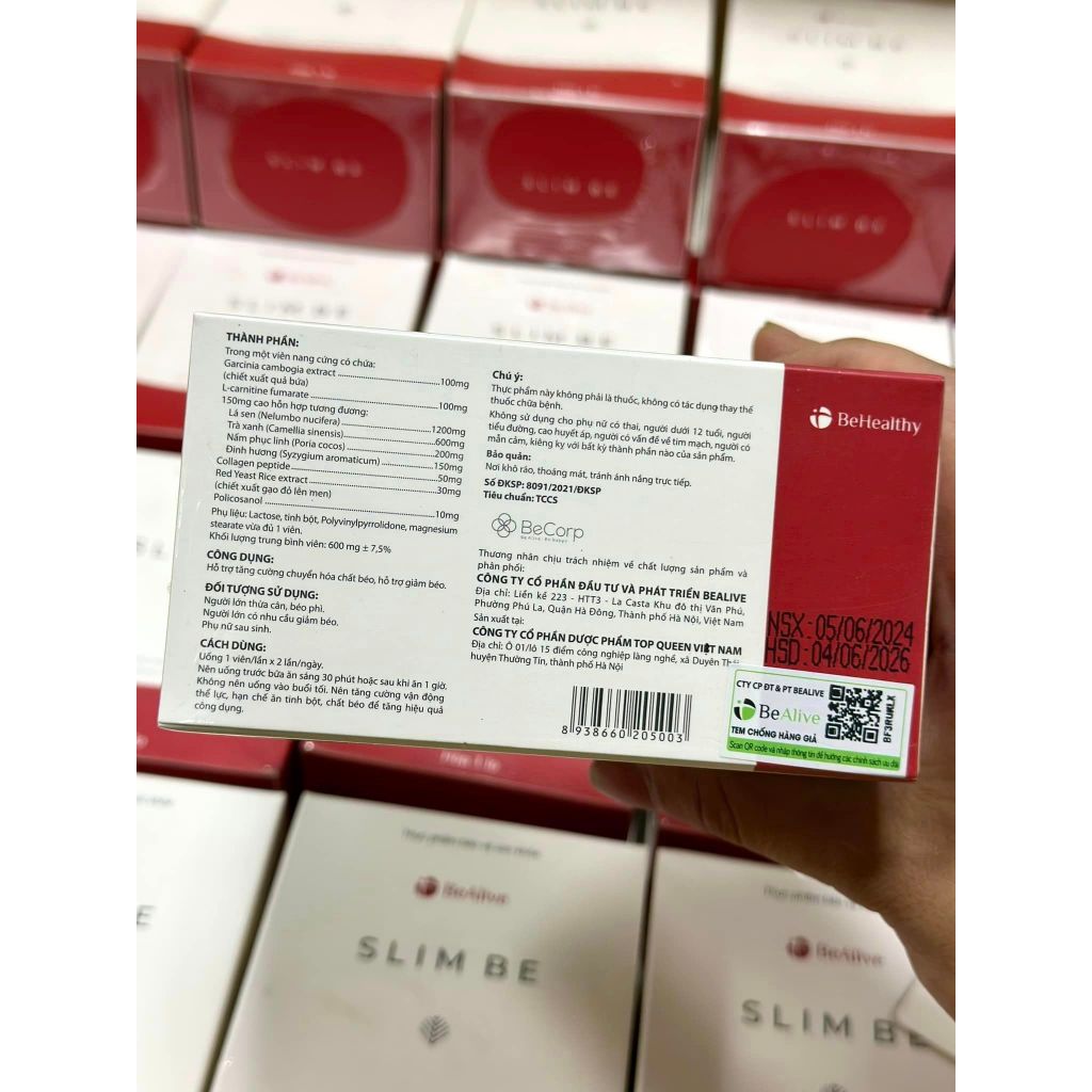 Viên uống giảm cân Slim Be hộp 30 viên chính hãng Giúp giảm gân an toàn. Viên màu đỏ Viên uống giảm cân Slim Be hộp 30 viên chính hãng Giúp giảm gân an toàn. Viên màu đỏ