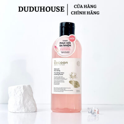 Toner Nước sen Hậu Giang Cocoon giúp phục hồi, cấp ẩm và làm dịu da 310ml Duduhouse