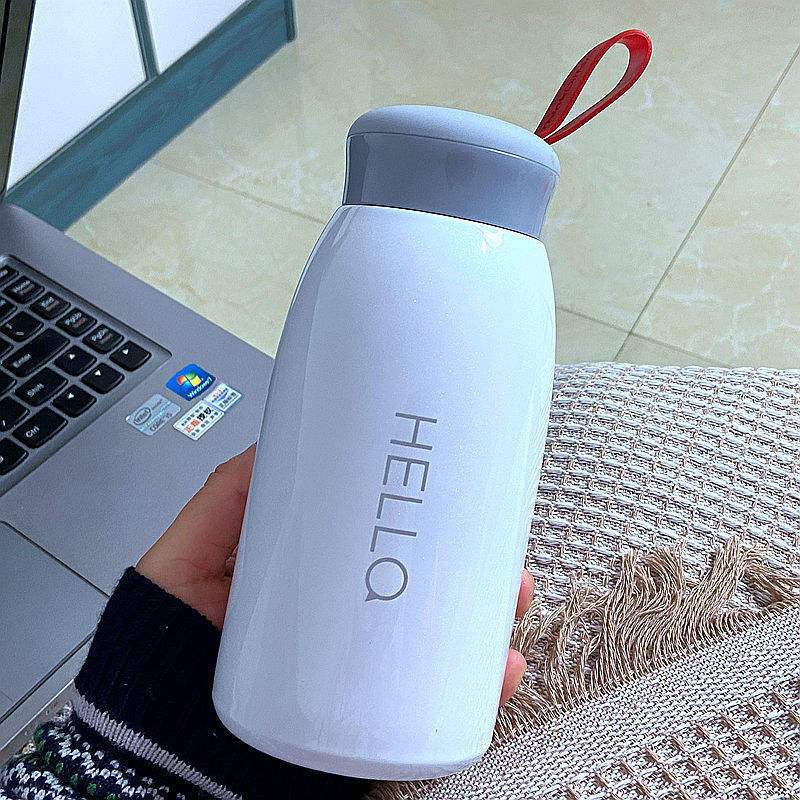 Bình giữ nhiệt Hello, giữ nóng lạnh 12 tiếng, khắc tên theo yêu cầu, inox 304, không mùi, có 3 màu Bình giữ nhiệt Hello, giữ nóng lạnh 12 tiếng, khắc tên theo yêu cầu, inox 304, không mùi, có 3 màu